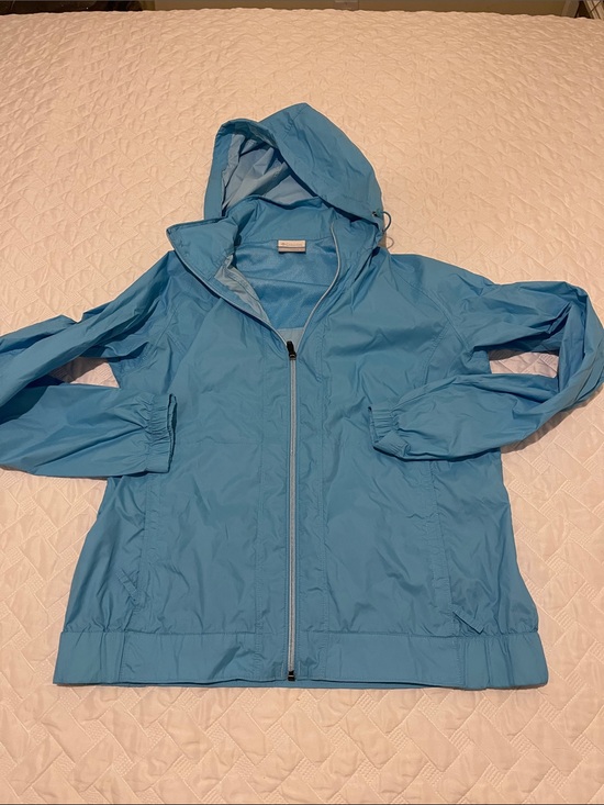 Columbia Jackets & Blazers - packable raincoat Columbia Light Blue Women's jacket